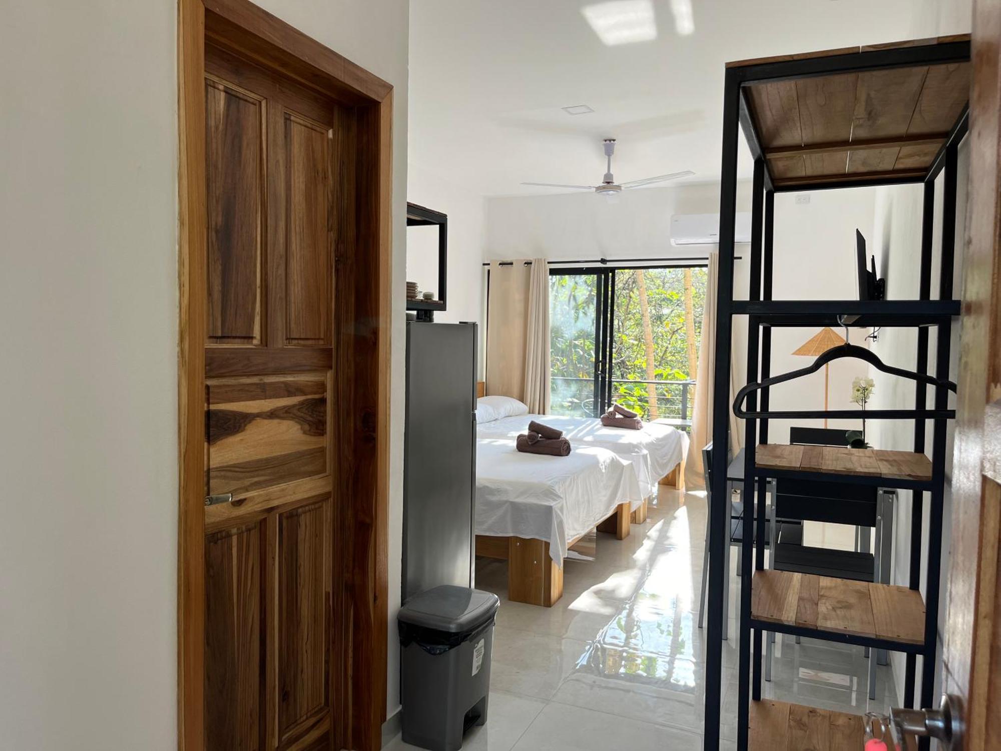 La Jungla Bed & Breakfast Puerto Carrillo Exterior photo