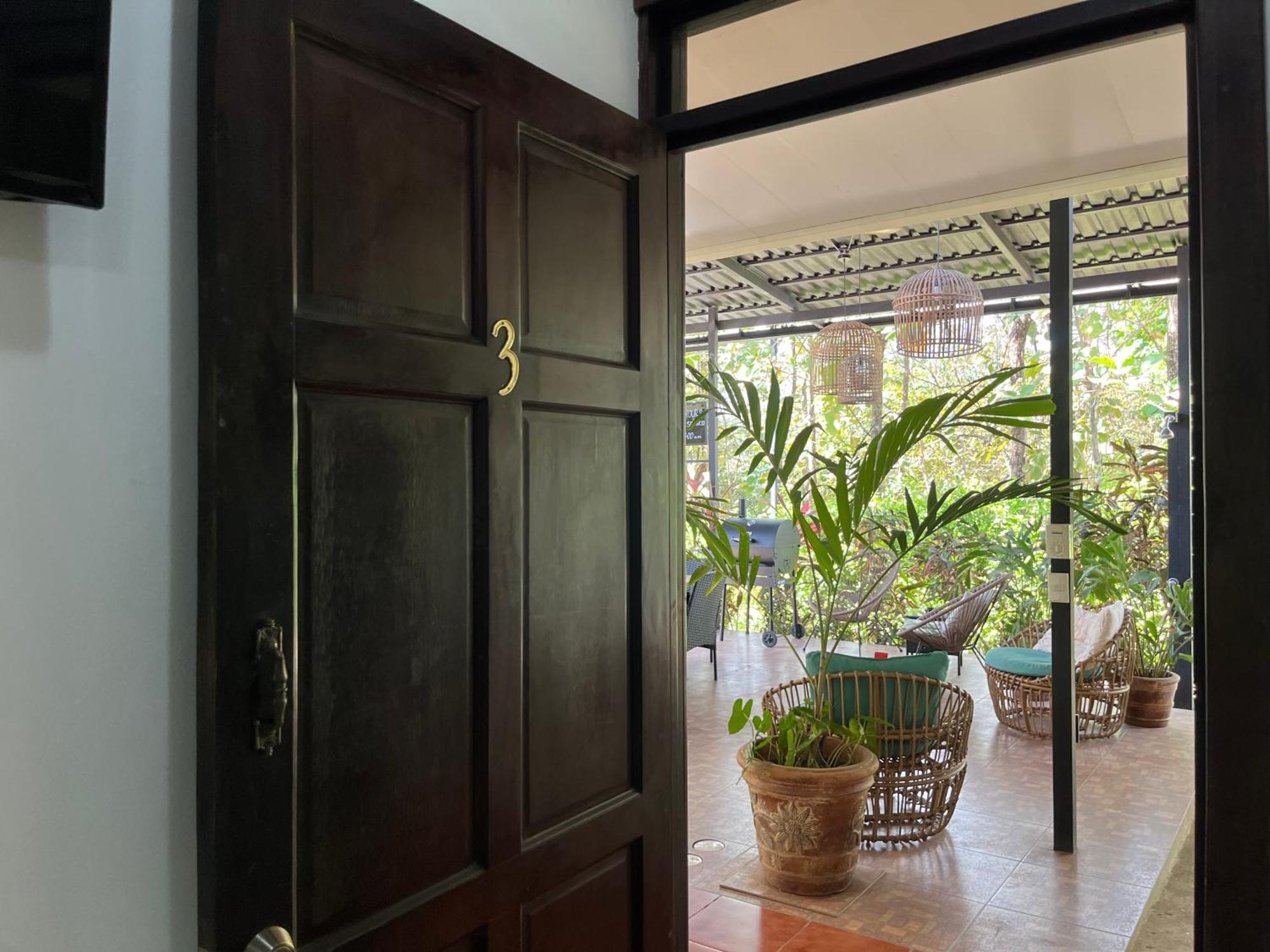 La Jungla Bed & Breakfast Puerto Carrillo Exterior photo